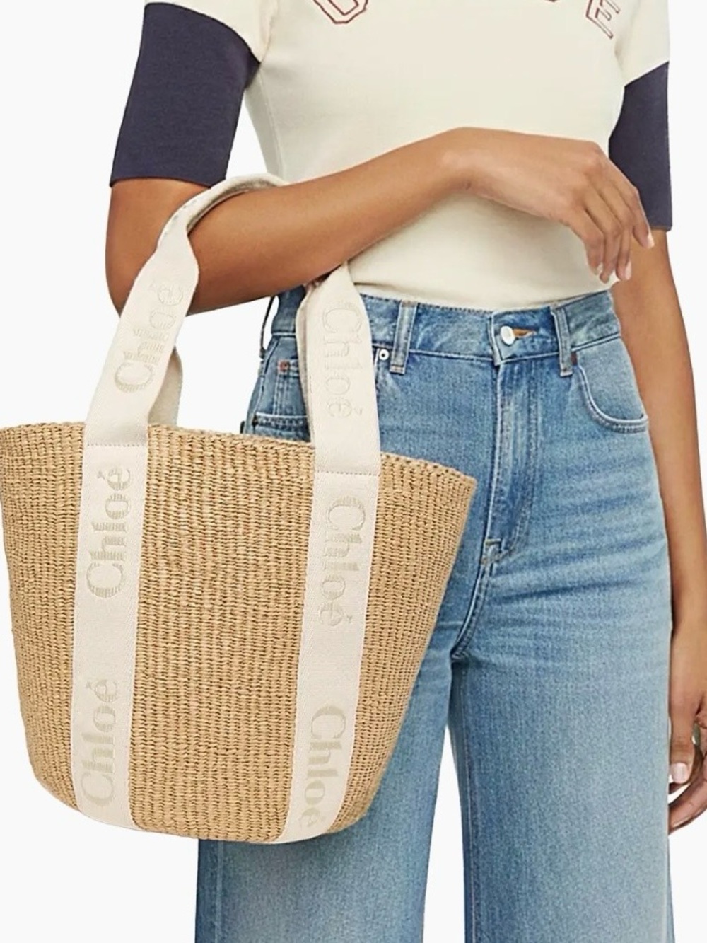 Chloé Natural Straw Tote with Cream Logo Straps - Picture 6 of 6